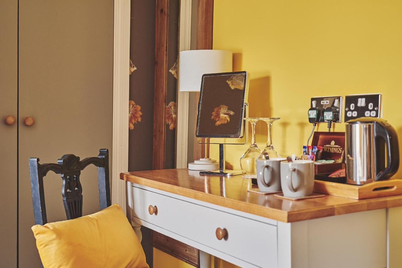 The Lansdowne Guest House Bourton-on-the-Water Exterior foto A Nespresso machine