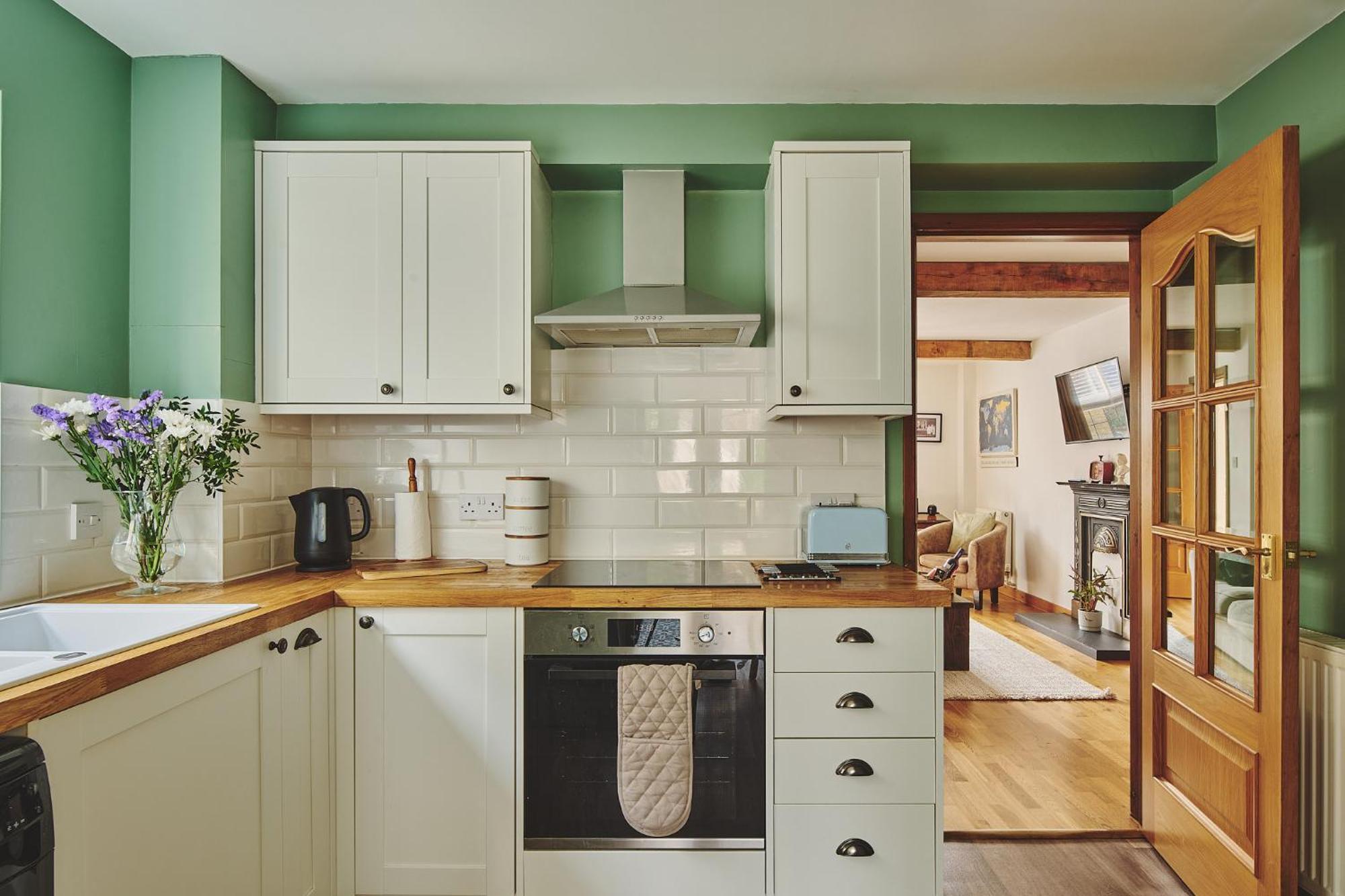 The Lansdowne Guest House Bourton-on-the-Water Exterior foto A modern kitchen